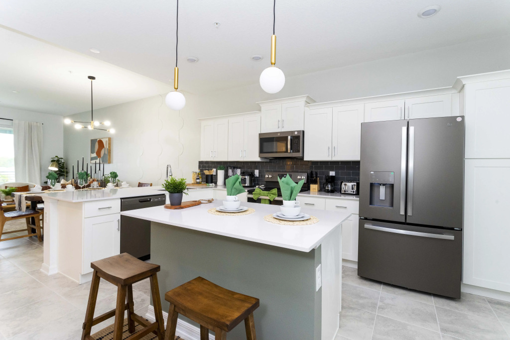 Gorgeous 2Bd Apto Close to Disney @ Storey Lake 404 3191