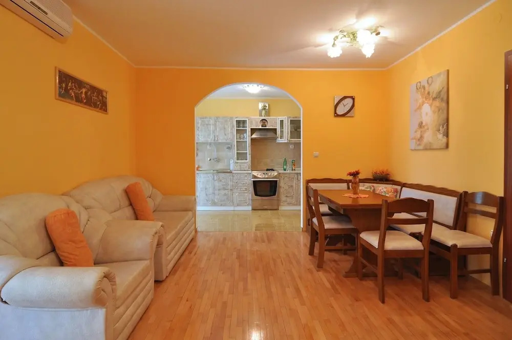 Spacious 100m2 apt W.big Terrace & Great sea View
