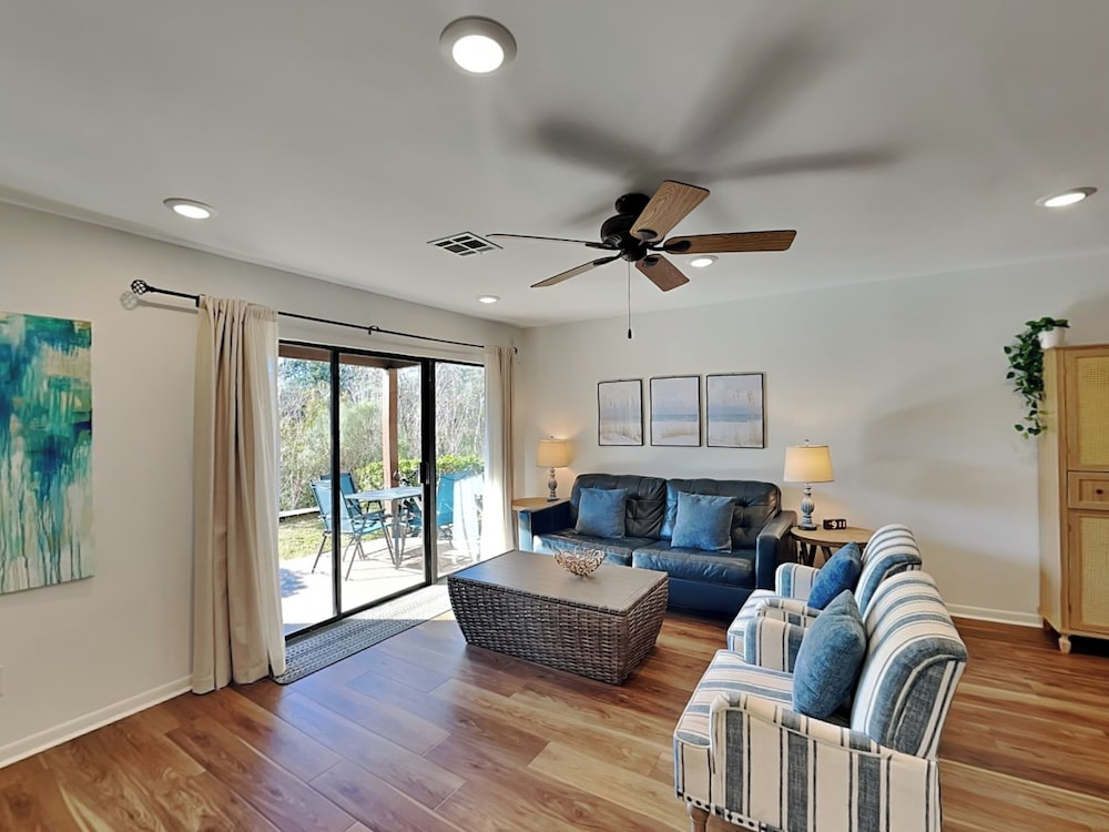 Beachwalk Condominiums #8B