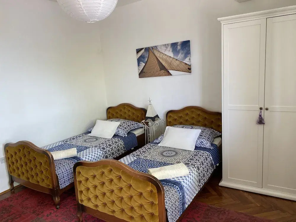MAX Apartments