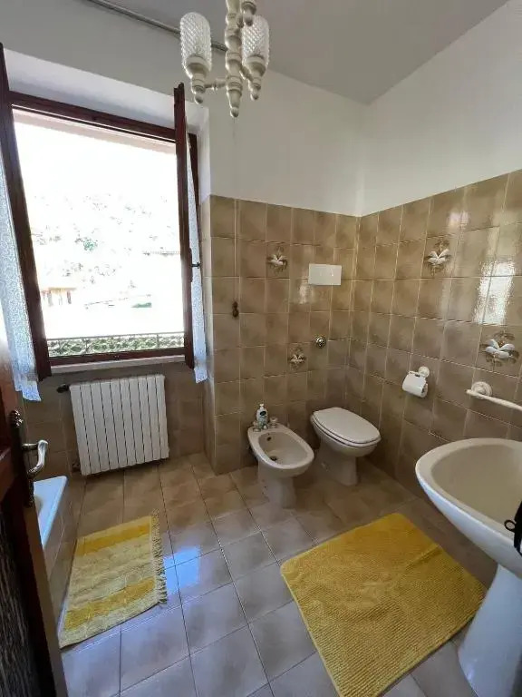 Casa Caterina 2 storey house, with a mountain view