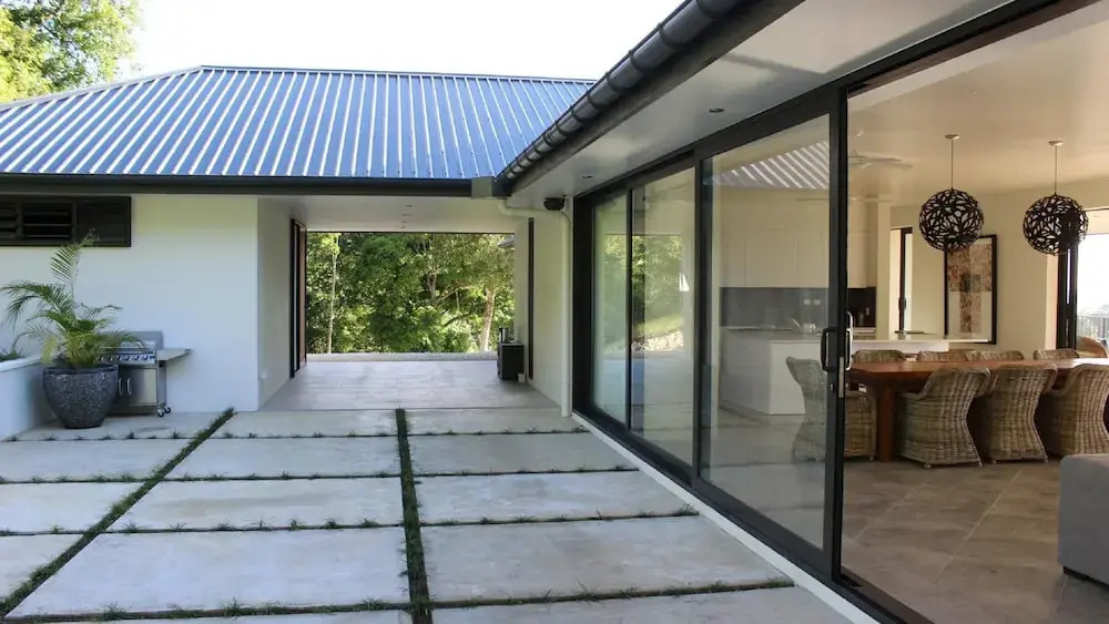 Nikao Luxury Villa