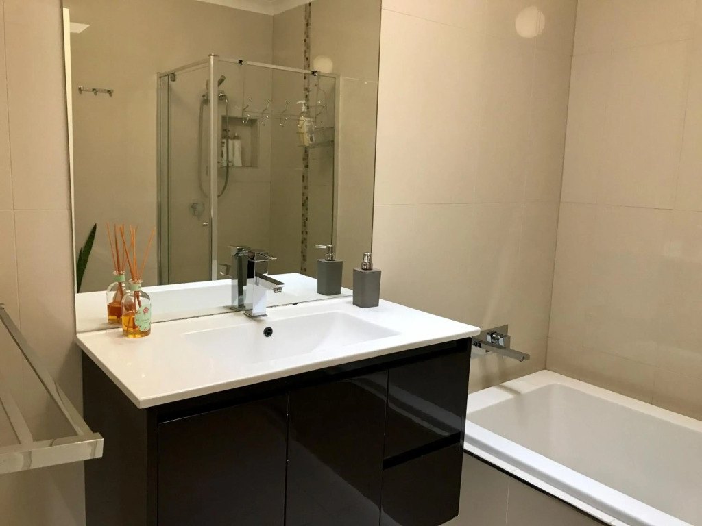 Melbourne Inner City Short Stay Near Flemington Racecourse Free Wifi And Netflix