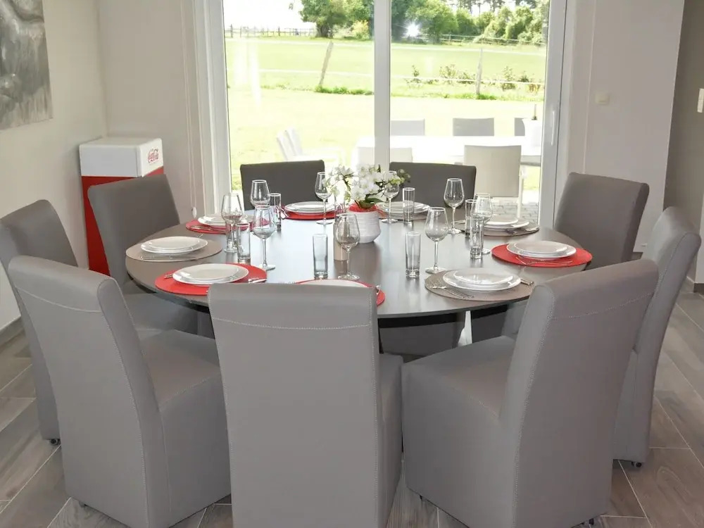 Modern villa in Rochefort close to the horses