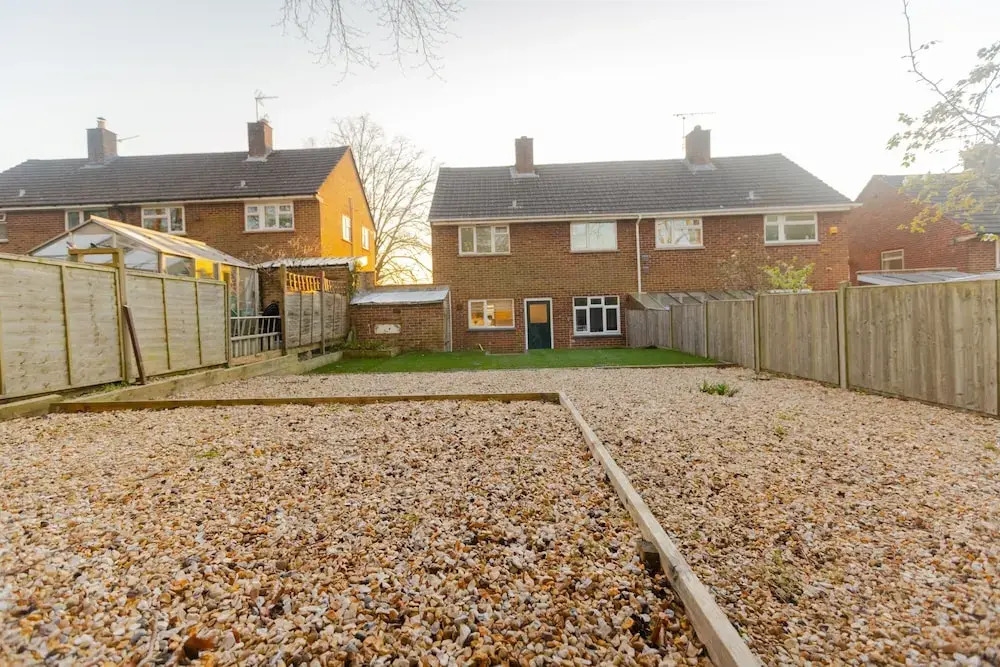 House - Sleeps 8 - Parking - Garden