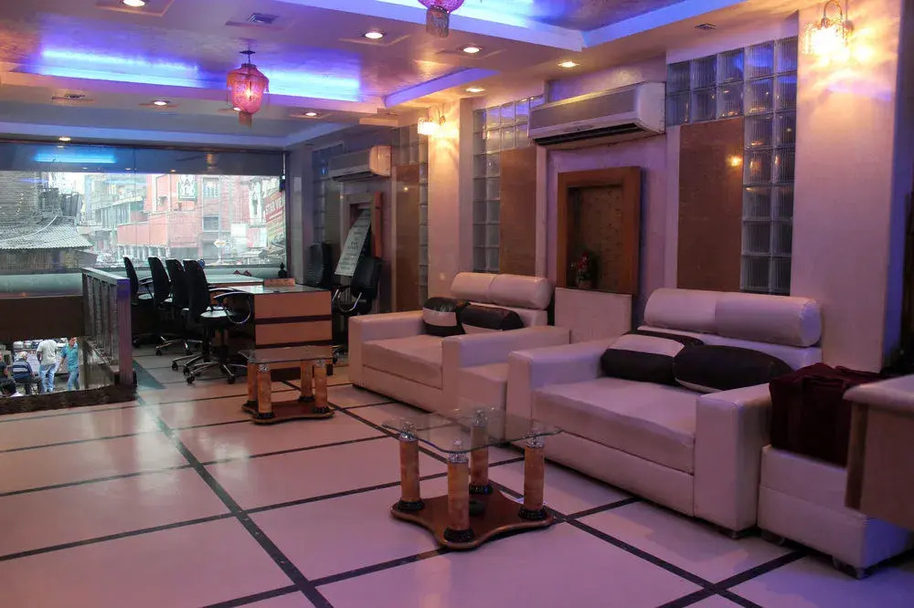 OYO Premium Paharganj