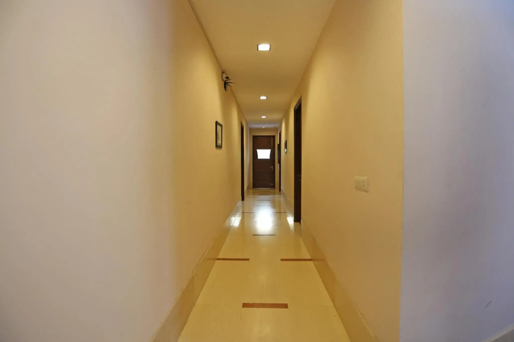Capital O 5309 AR Suites