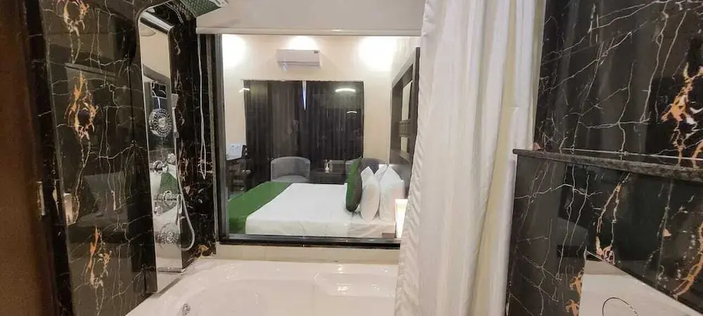 Hills Paradise Inn