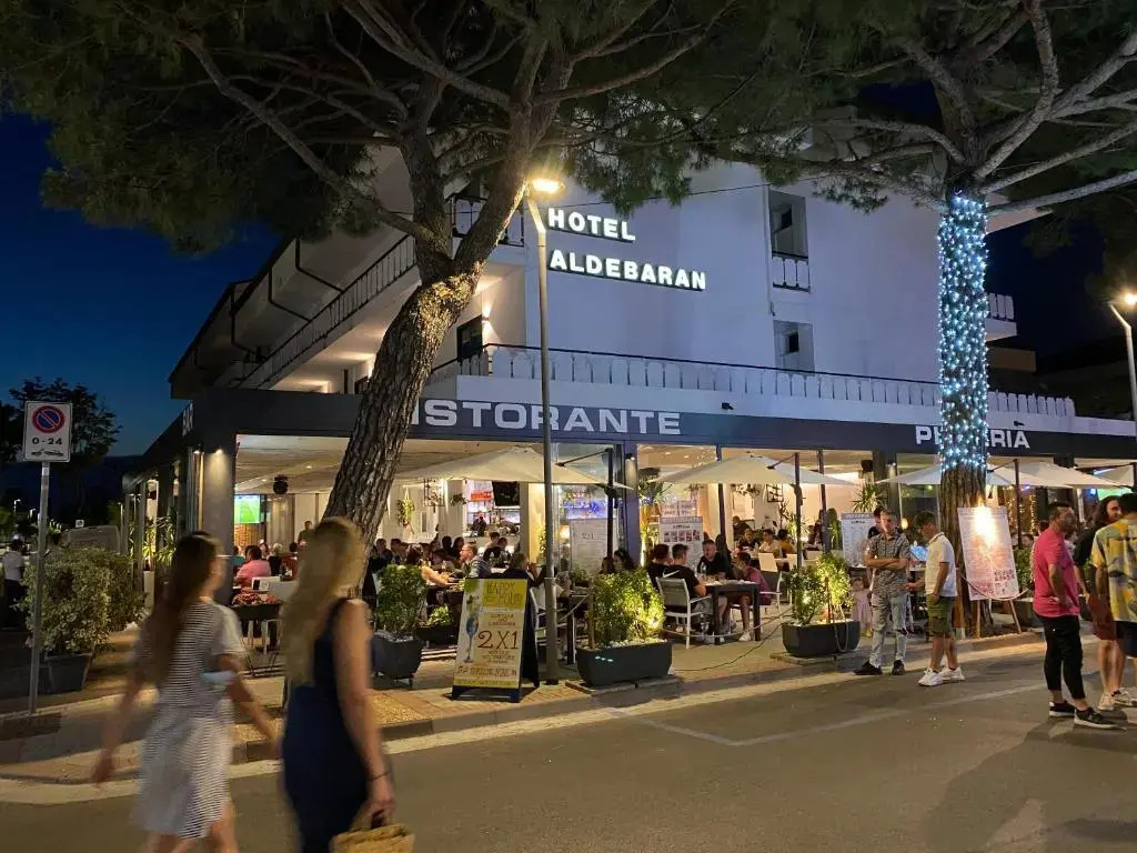 Hotel ALDEBARAN & Restaurant