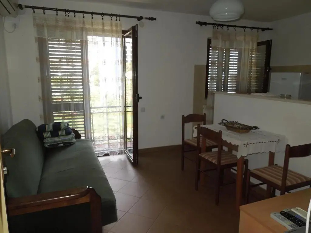 Apartments Bečić