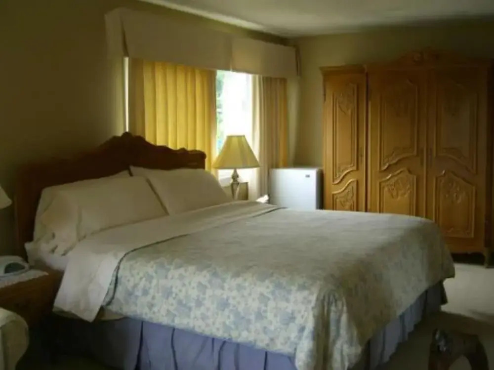 Bluecrest Bed and Breakfast