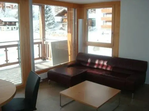 Bella Vista Mönch 12