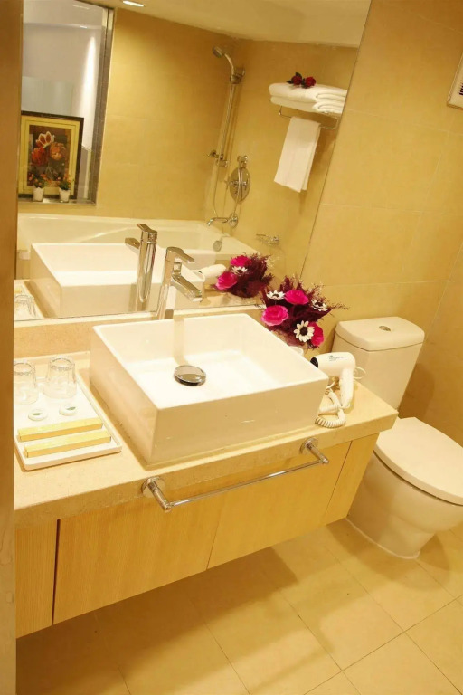 China Dragon Hotel (Guangzhou)
