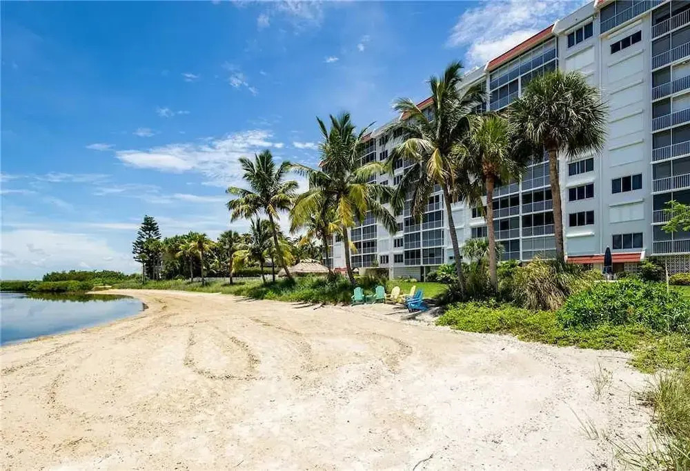 Sun Caper 208 - Two Bedroom Condo