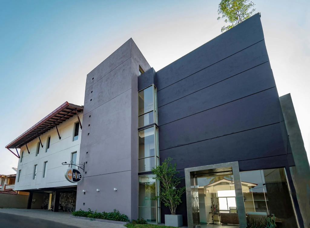 Hive 68 Hotel and Resorts - Negombo
