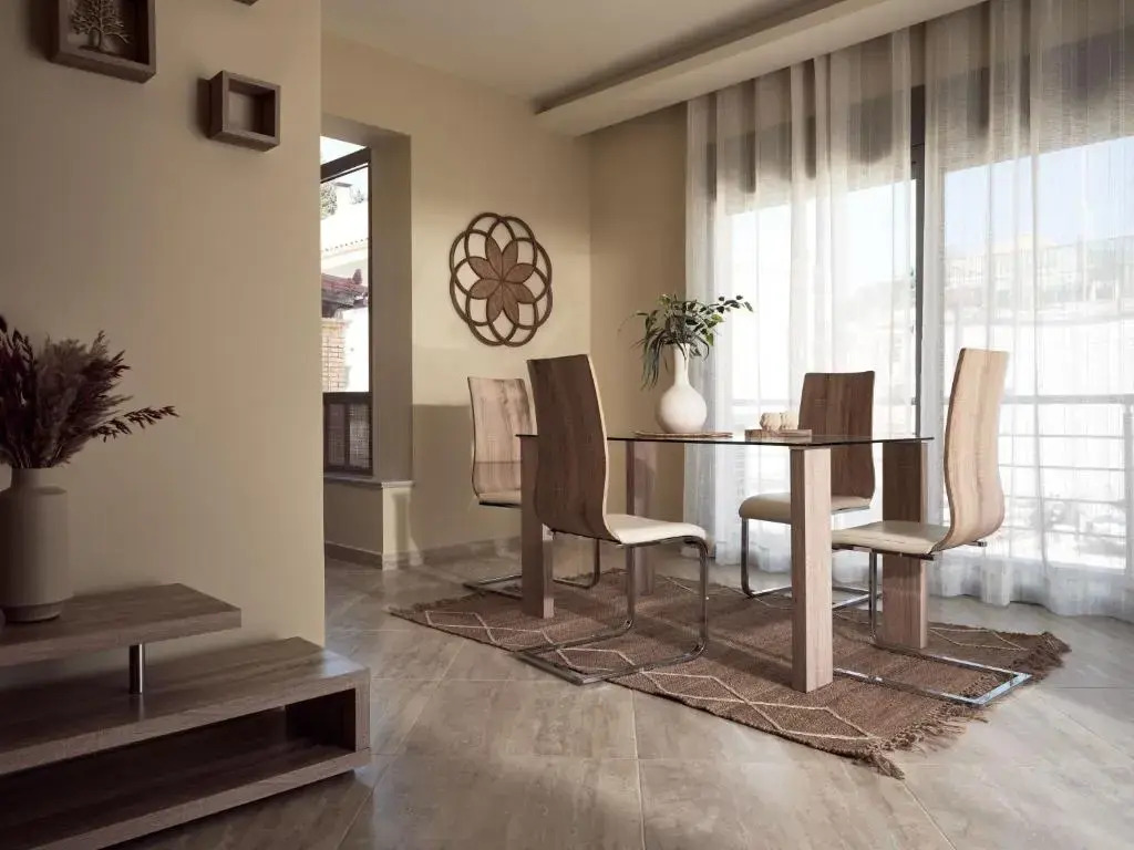 Laura Suites
