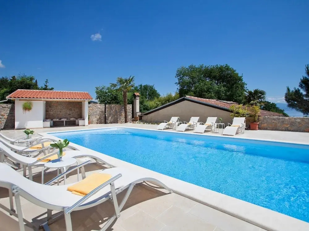 Villa Lovran, heated pool and Spa