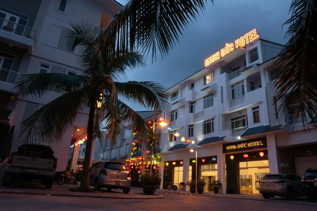 Minh Đức Green Hotel Tuần Châu
