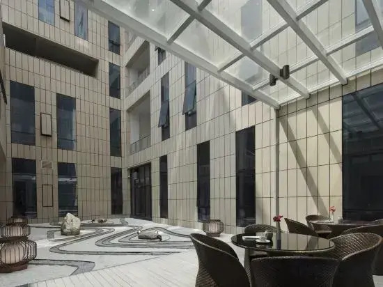 Radisson Hotel Sega (HangZhouXiaoshan Airport  Terminal)