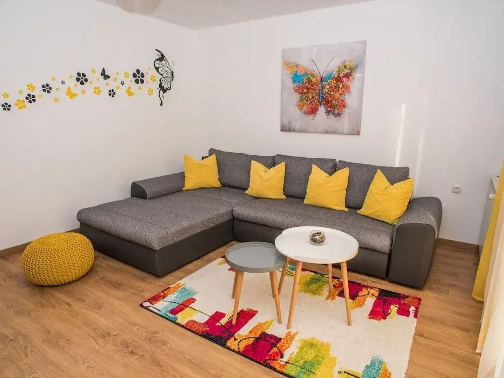 Chic Apartment Tribalj With Private Balcony