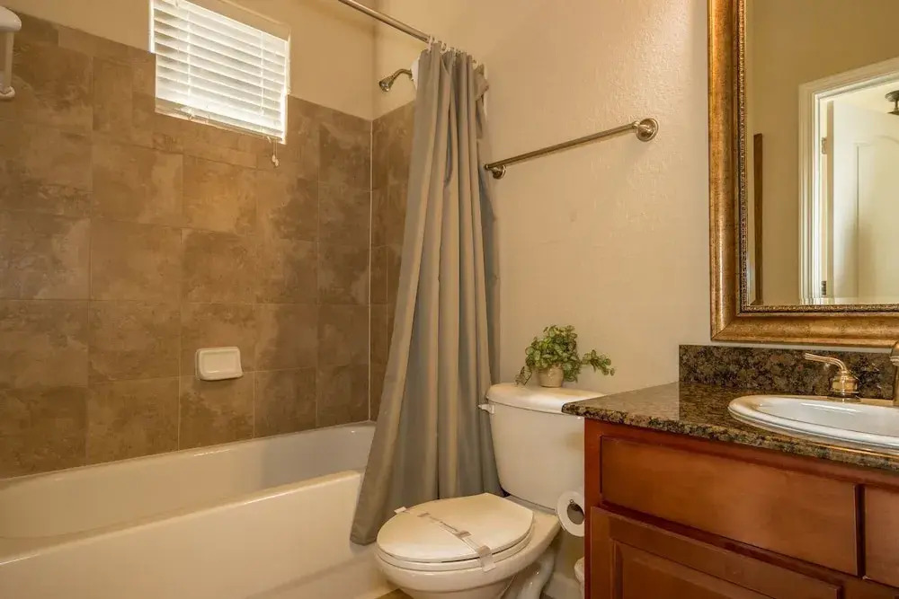 BP914CP Bella Piazza - Three Bedroom Condo