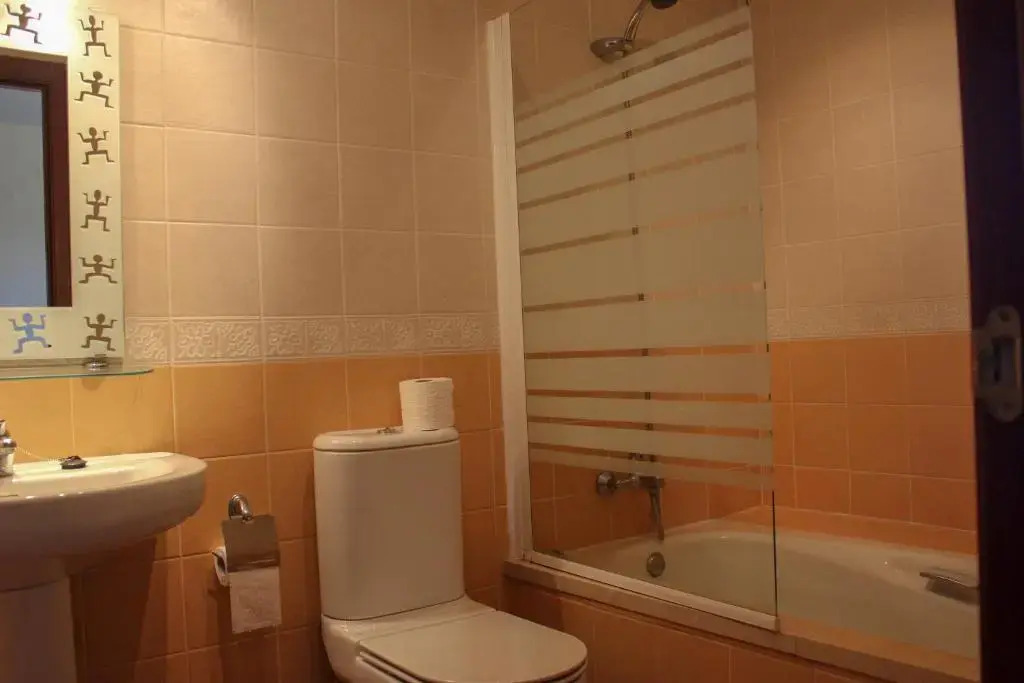 Haa001) Apartamento Moderno Con Jardín.