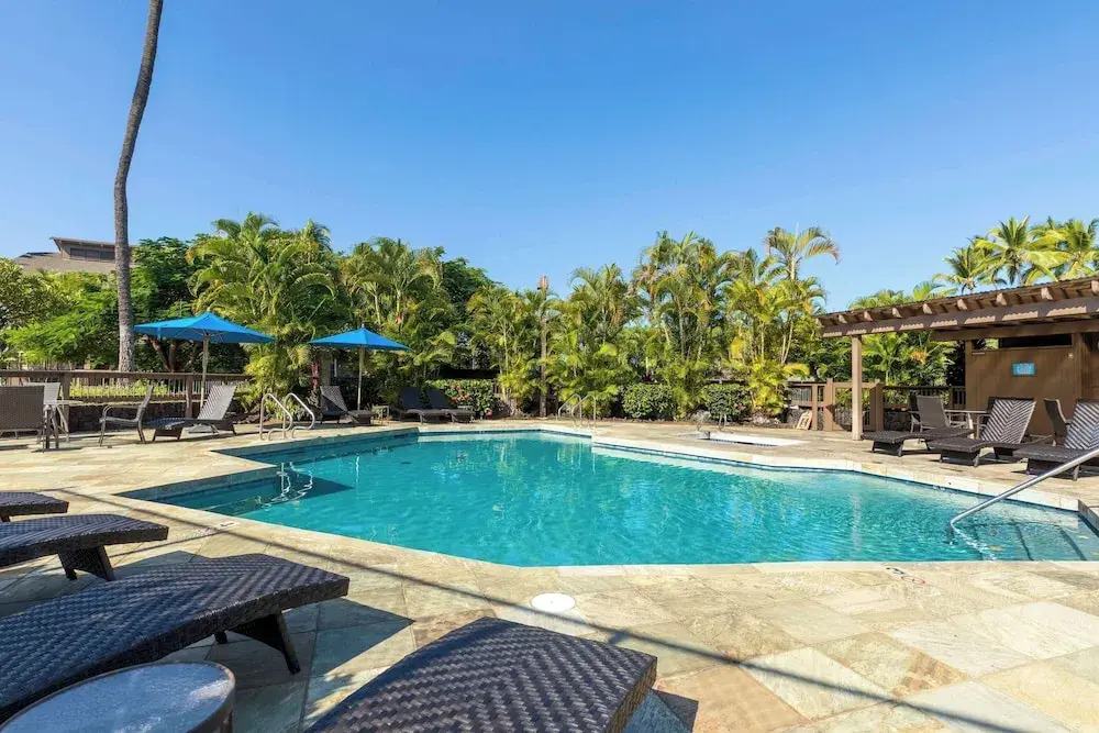 Konaloa Unimpeded Views of the Ocean