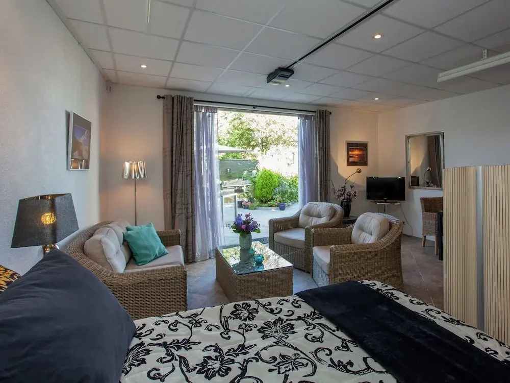 Charming Holiday Home in Katwijk South Holland with terrace