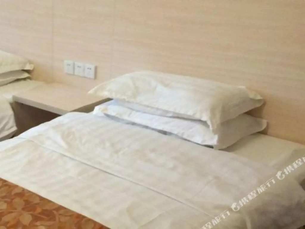 Siji Ruchun Hotel