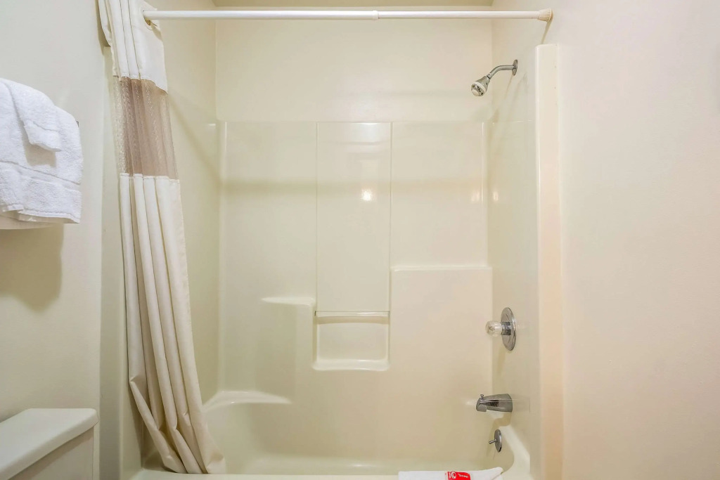 Econo Lodge Waupaca