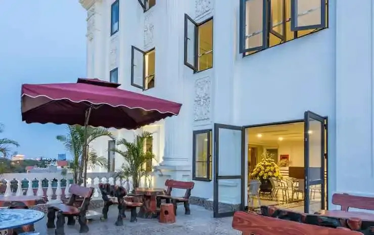 Tan An Palace Hotel & Serviced Apartment