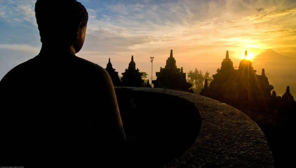 Manohara Borobudur Cultural Center