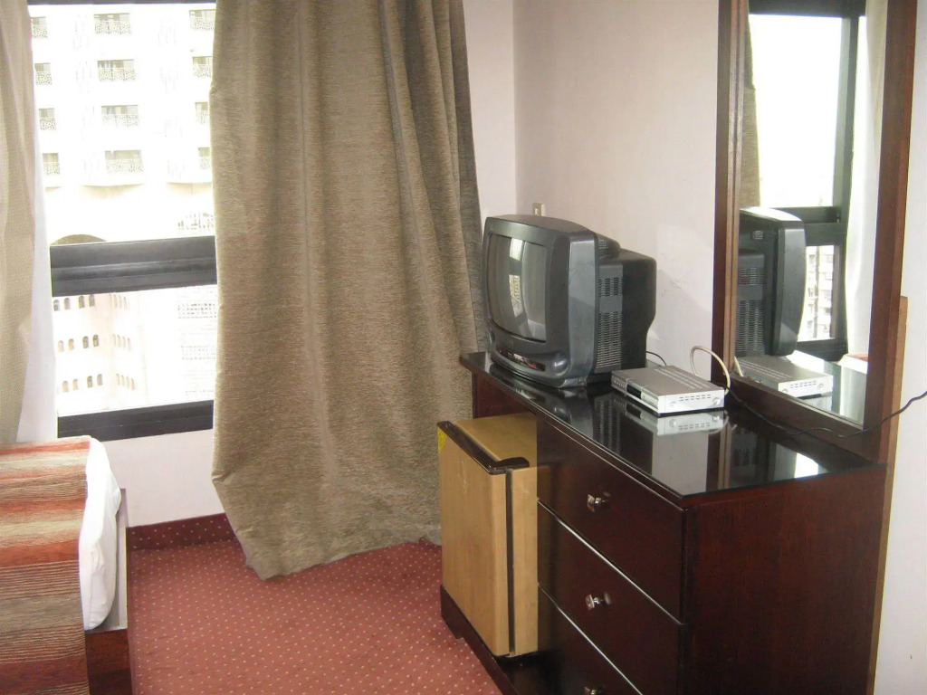 EL Tonsy Hotel