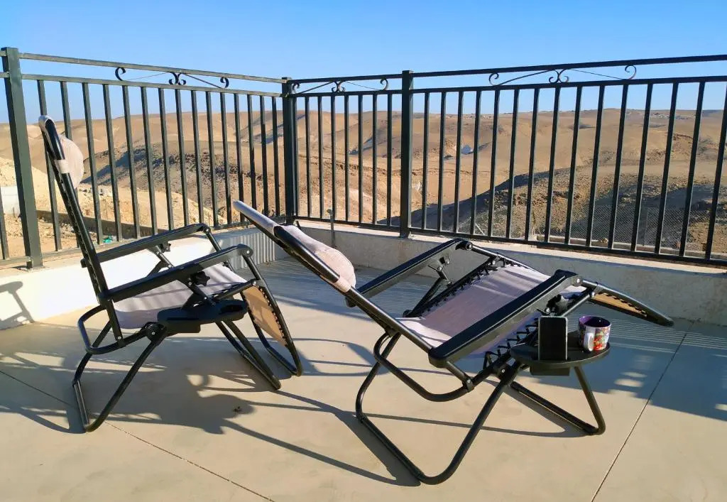 Vastu Dead Sea apartment