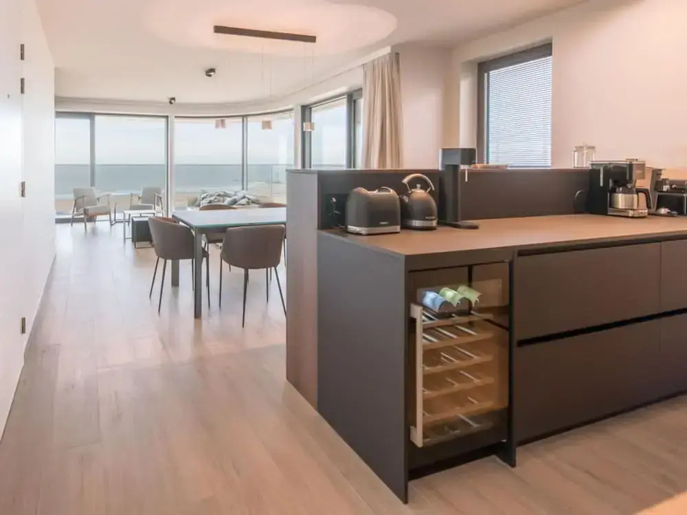 Open View Apartment By The Beach(No Front Desk Contact The 5 Days In Advance)
