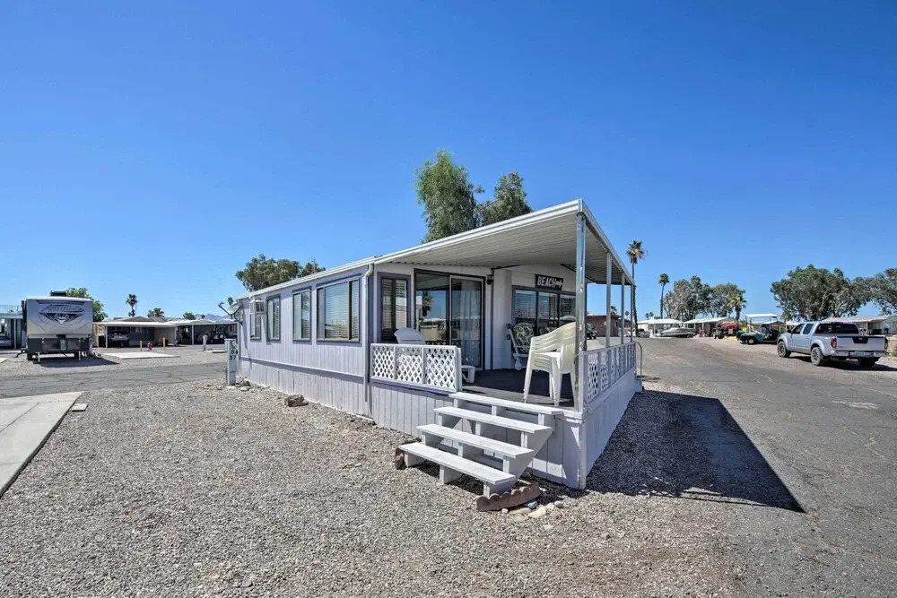 Lake Havasu Home w/ Resort Perks, Walk to Lake