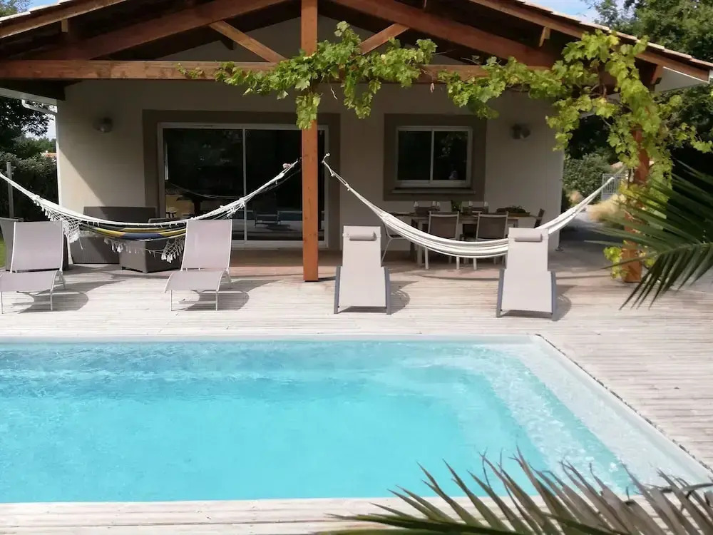 Holiday home with pool