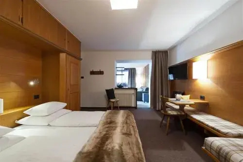Burgus - Design Suites & Apartments