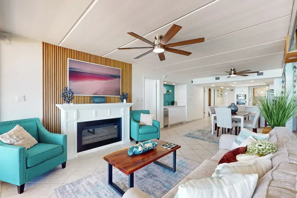 Beachfront 2BR on 10th Fl: Suntide III - Unit 1004