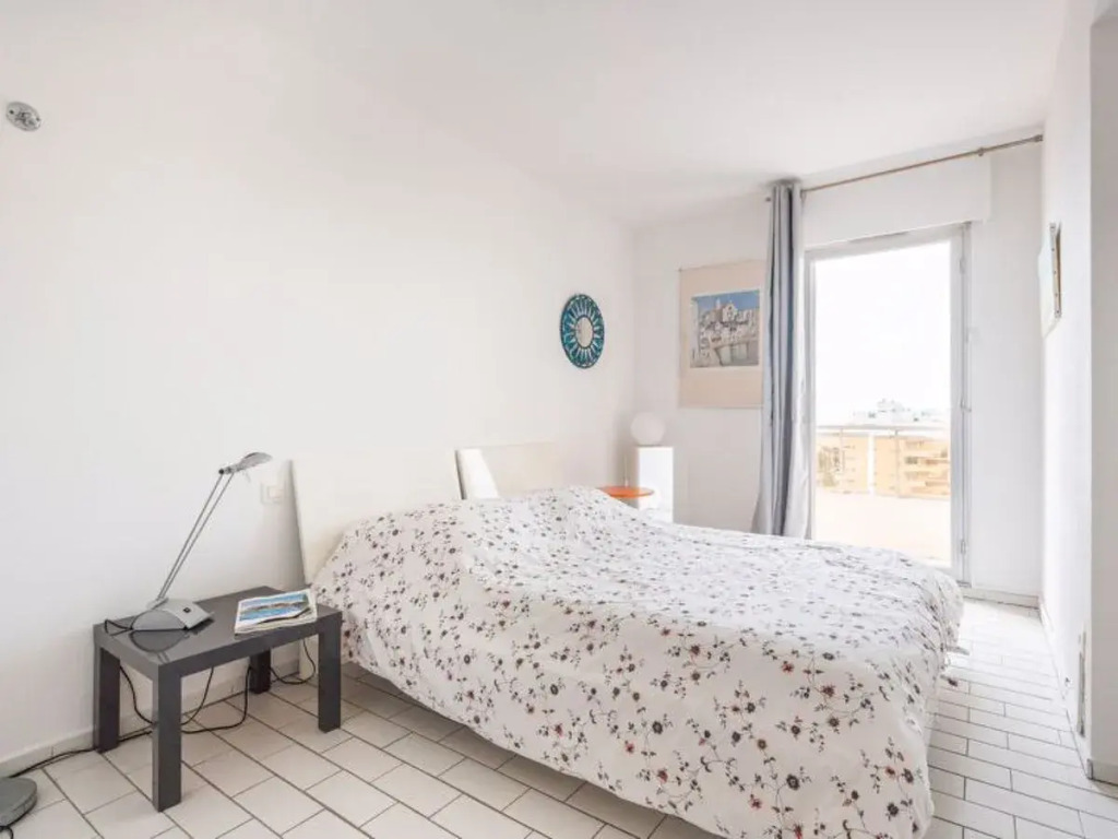 Soleil Bleu 32337