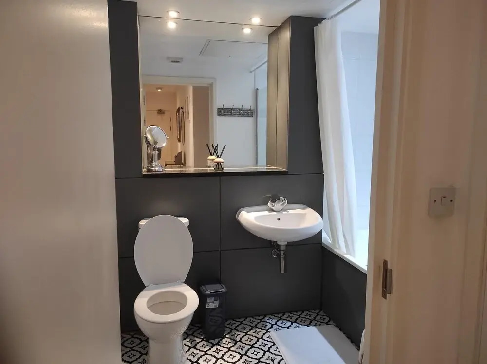 Cosy 2BD Coastal Retreat Folkestone Leas