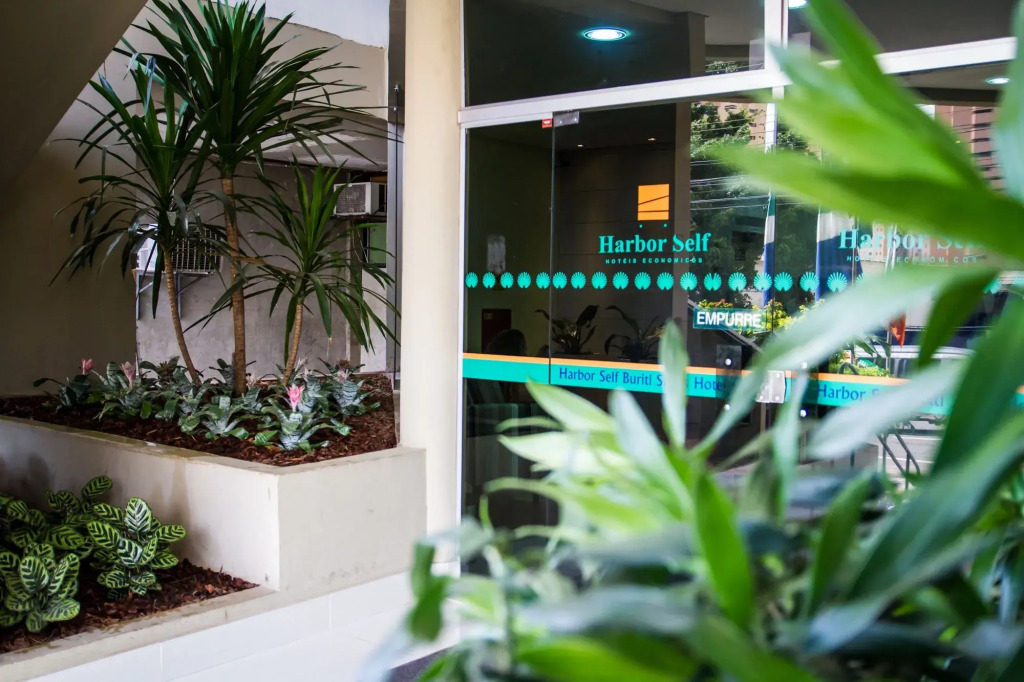 Harbor Buriti Hotel