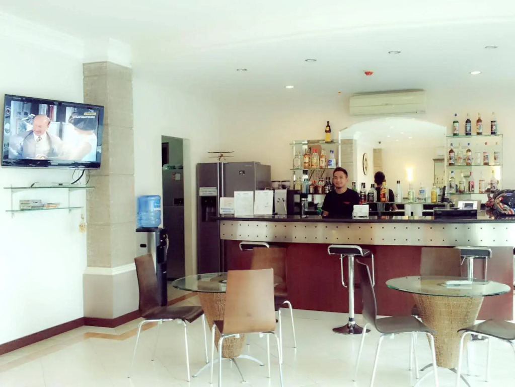 Valentinos Hotel