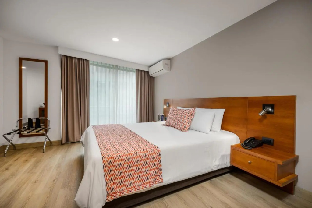 Leblon Suites Hotel Milla de Oro
