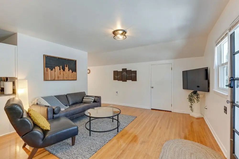Convenient Nashville Home ~ 3 Mi to Downtown!