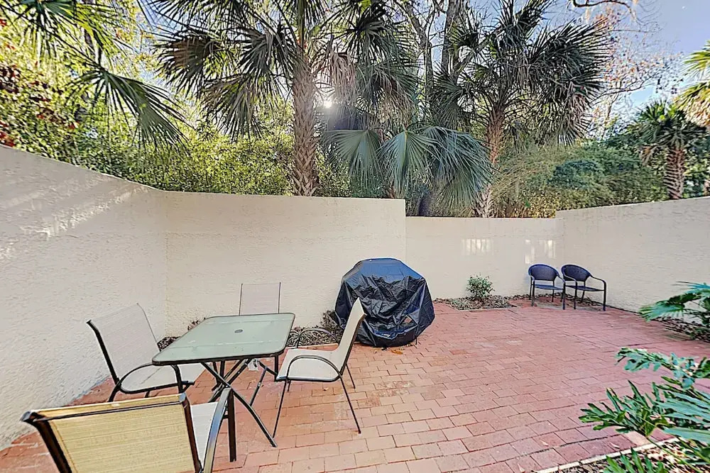 Updated Tanglewood W/ Pool - Walk To Beach! 3 Bedroom Condo