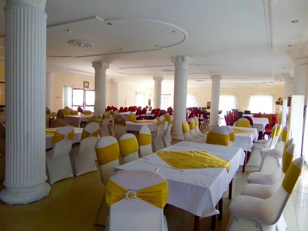 Peninsula Resort