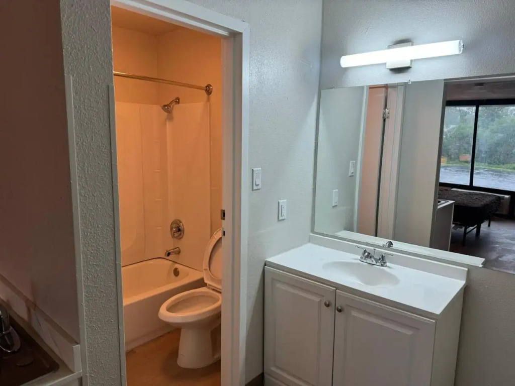 Stayable Suites Jacksonville West