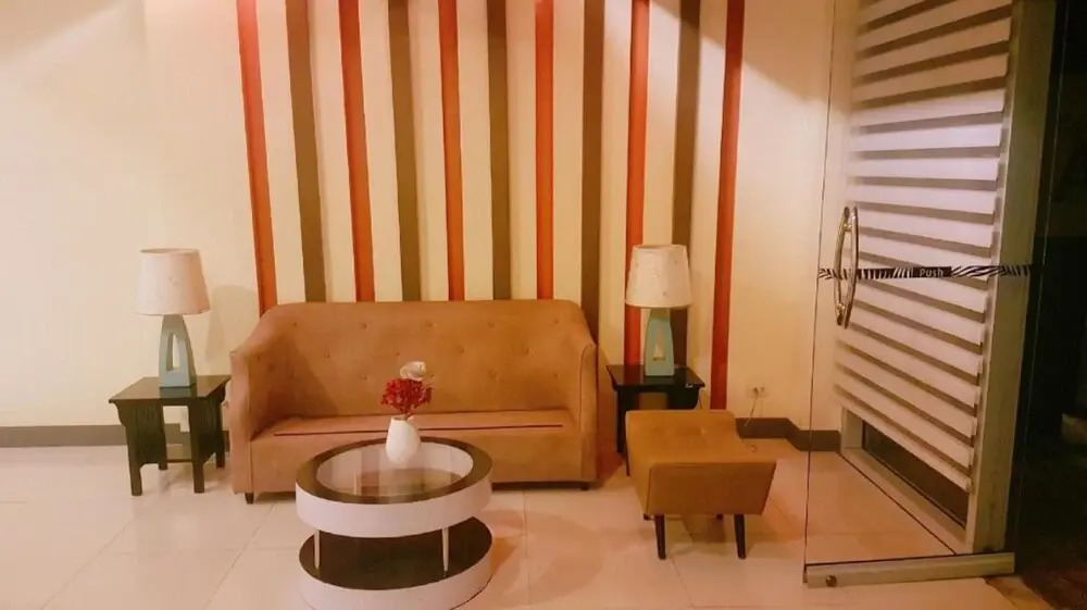 Dels Condotel across NAIA Terminal 3
