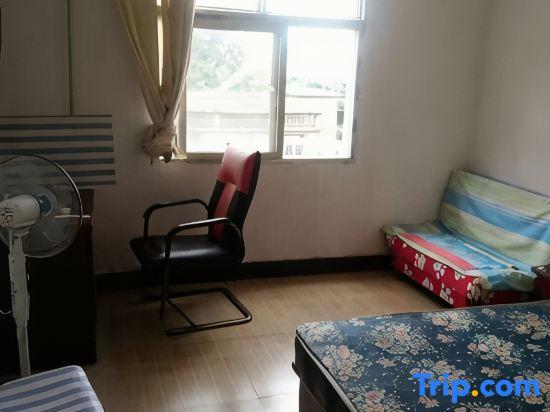 Yangguang Apartment (Wuhan Chengshi Xueyuan)